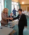 10 juin 2012 : 1er tour des élections législatives en compagnie de Catherine LEMORTON